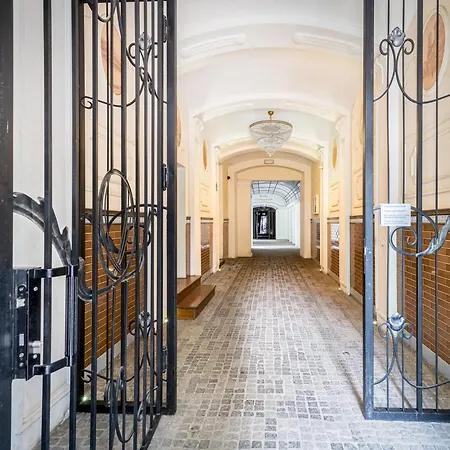 Jozefinska Two-level Apartament